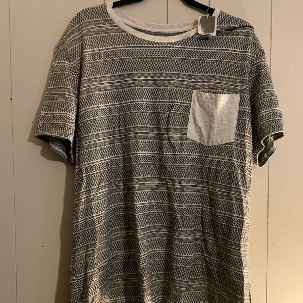 T-shirt urban outfitters